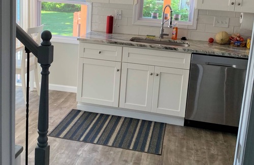 Lexington Casa | Ivy Suprise LakeView