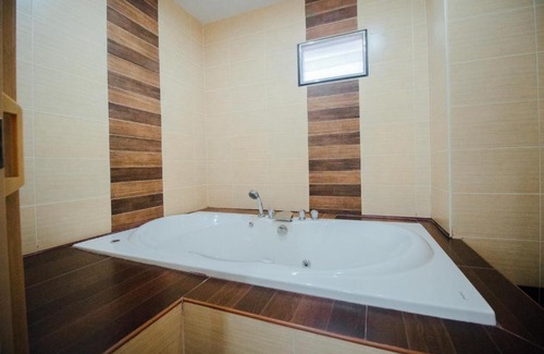 Hua Hin Hotel | Iyara Hua Hin Lodge