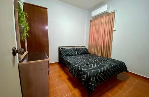 Tanjung Tanah Merah Apartamento | Izdisa Muslim Homestay For Muslim Groundfloor Pool view