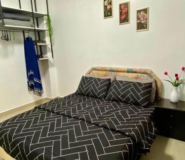 Tanjung Tanah Merah Apartamento | Izdisa Muslim Homestay For Muslim Groundfloor Pool view