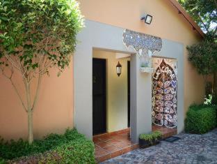 Ermelo Cabina | Izimbali Lodge and Restaurant