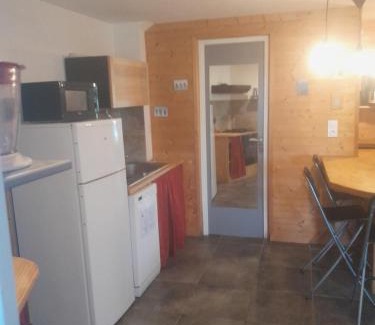 La Tour-dʼAuvergne Apartamento | Iziomi