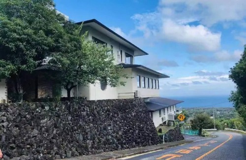 Ito Hotel | Izu ONE Club Room 303 An inn surrounded by moun / Ito Shizuoka