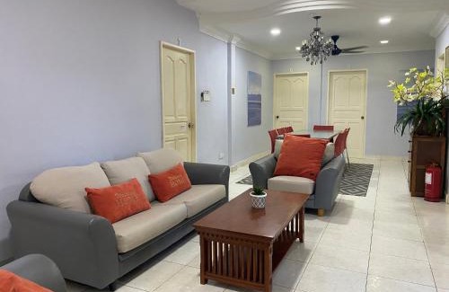 Kuala Penyu Casa | J Guest House