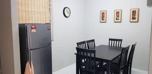 Sibu Casa | J & I Roomstay 2 Person with shared bathroom