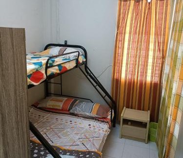 Sibu Casa | J & I Roomstay B 3 Person with shared bathroom