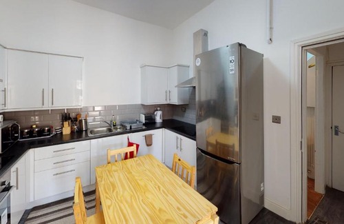 Smethwick Casa | J KYNS APARTHOME