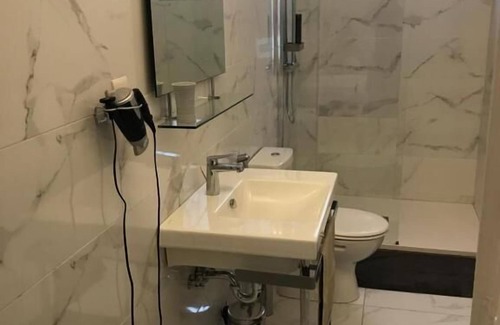 Ngor Hotel | J PAD
