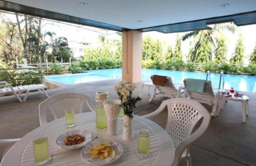 Si Racha Hotel | J Town serviced Apartments&hotel
