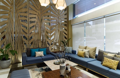 Mandurriao Hotel | J7 Plaza Hotel