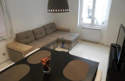 Quartier Saint-Leon Apartamento | JAB'S HOME