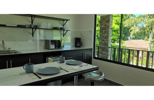 Jacó Hotel | Jacó 6-Bedroom Oasis – Pool, Tropical Vibes & Easy Walk Everywhere