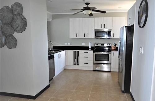 Barrio Los Faroles Condominio | Jacó beachfront condo with beautiful sunsets