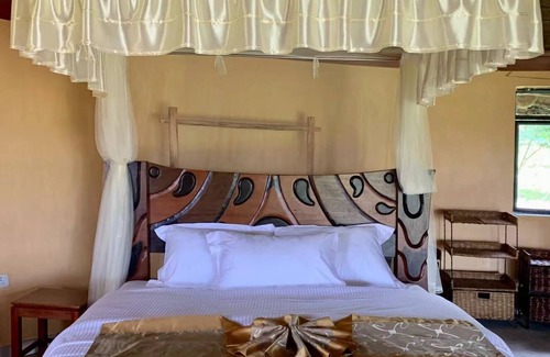 Mara North Conservancy Otro | Jacaranda Bush Camp