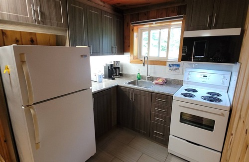 Petawawa Casa | Jack Pine Cabin at Pine Ridge Park
