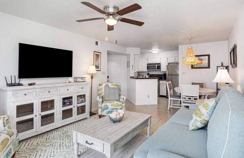Ocean Side Village Condominio | Jackie - Tranquil 1BR Condo · Walk to Beach