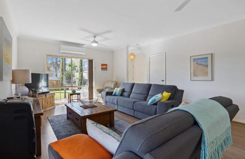 Normanville Casa | Jacks Corner - 10 Marjory Street, Normanville
