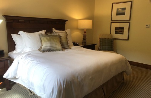 Teton Village Complejo | 28 de julio - 4 de agosto Dos habitaciones $ 9,500