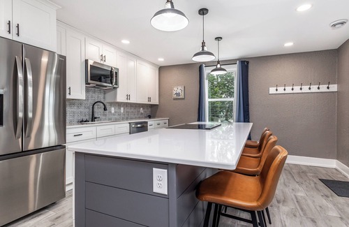 Dubuque Casa | Jackson Street Suites #2