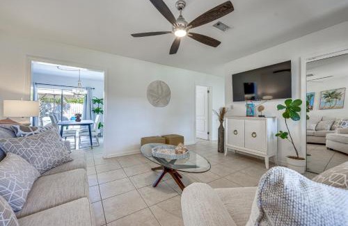 Atlantic Shores Casa | Jacksonville Beach Home with Yard, Walk to Shore