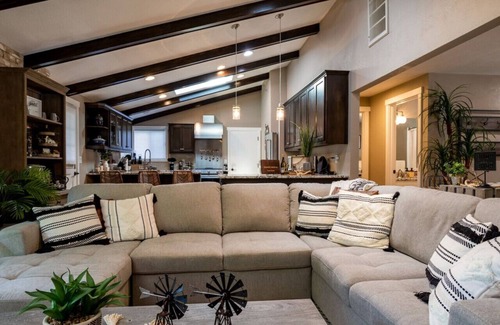 Jacksonville Casa | Jacksonville Creekside Inn
