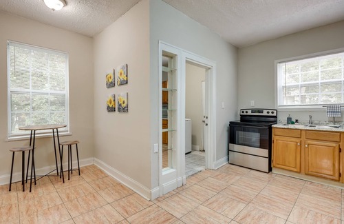 Lakeshore South Casa | Jacksonville Vacation Rental ~ 7 Mi to Downtown!
