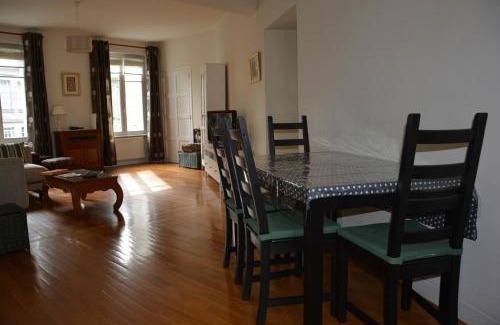 Intra Muros Apartamento | Jacques MELCHIOR meublé de tourisme 3 étoiles Intra Muros
