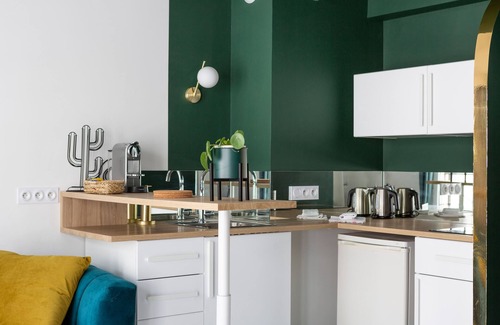 Quai de la Fosse Apartamento | Jad'Or - Jolie Duplex avec parking privé