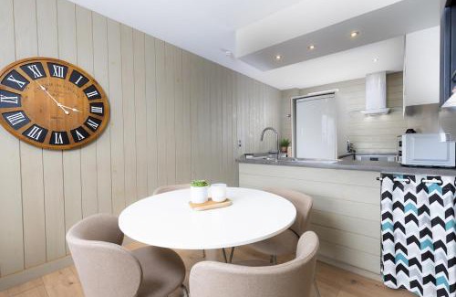 Donville-les-Bains Casa | Jade's House