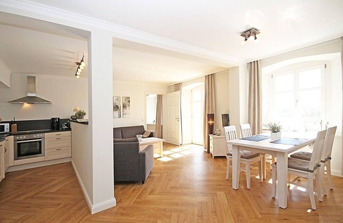 Hohen Niendorf Apartamento | Jagdschloss Hohen Niendorf - Wohnung 3 Gartenwohnung