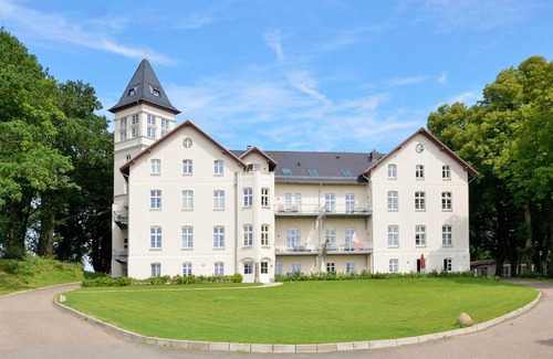 Hohen Niendorf Apartamento | Jagdschloss WE 4: comfortable and well-equipped 3-room apartment