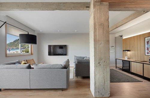 Gros Apartamento | Jai Alai 54 by FeelFree Rentals