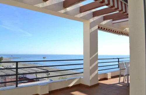 Caleta de Velez Apartamento | JaimeSuite Ático Vistas al mar
