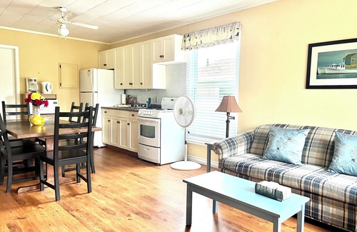 Brackley Beach Cabaña | Jake & Jo's Cottages
