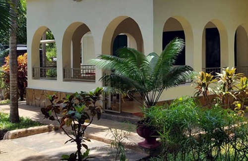Galu Villa | Jamboland-Diani