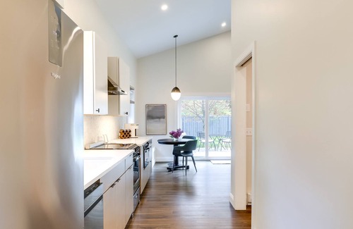 Jamestown Cabaña | Jamestown Cottage Near Newport Historic District!