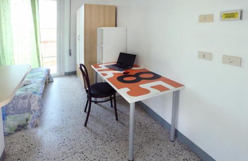 Marina Centro Hostal | Jammin' Hostel & Bar Rimini