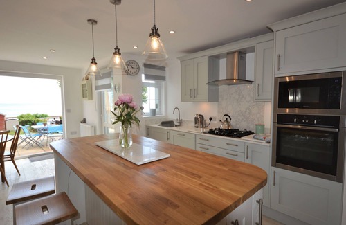Ventnor Cabaña | Jan Dee Cottage - a cottage that sleeps 6 guests in 3 bedrooms