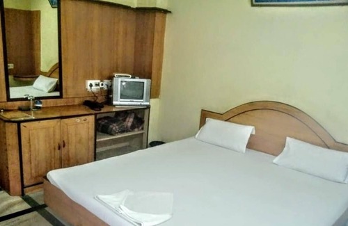 South Dum Dum Casa | Janata Hotel & Restaurant