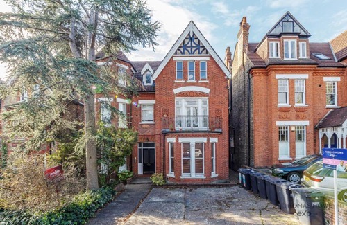 South Norwood Apartamento | Janeen’s Flat at Crystal Palace