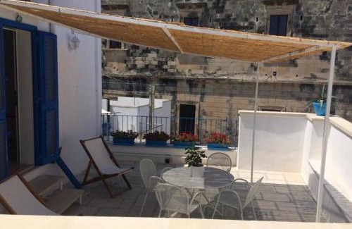 Otranto Historic Centre Casa | Janela Blue