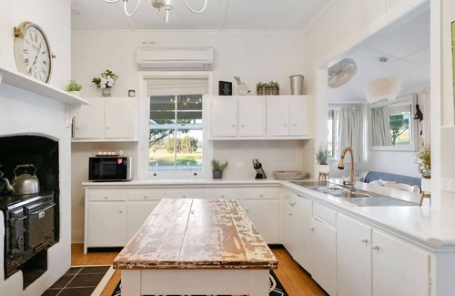 Broke Casa | Janie s Cottage Secluded Wine Country Home