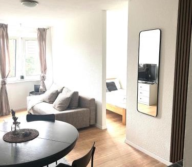 Bruhl Apartamento | japandi für 2 I nahe Mannheim, Schwetzingen