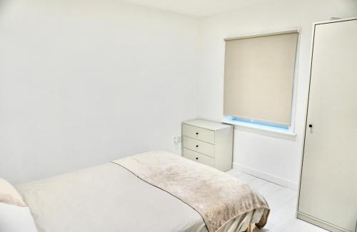 Colchester Casa | Japandi Room