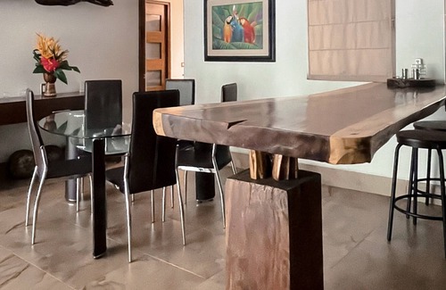 Área del bulevar Barra Vieja Hotel | Jardín Secreto Centro Holístico