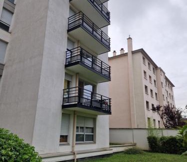 Villefranche-sur-Saone Apartamento | Jardin D'Alexis