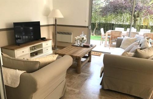 Saint-Quentin-la-Poterie Casa | Jardin d’Uzès - Climatisée avec piscine