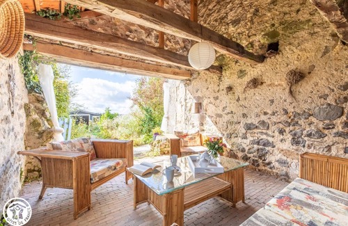Tauves Casa | Jardin des Roses - Anémone