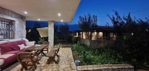 Himare Casa | Jardin miraculeux