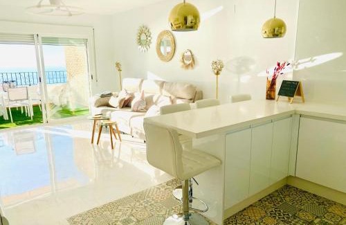 Almuñécar Apartamento | Jardines de Adnania en Marina del Este con vistas al mar